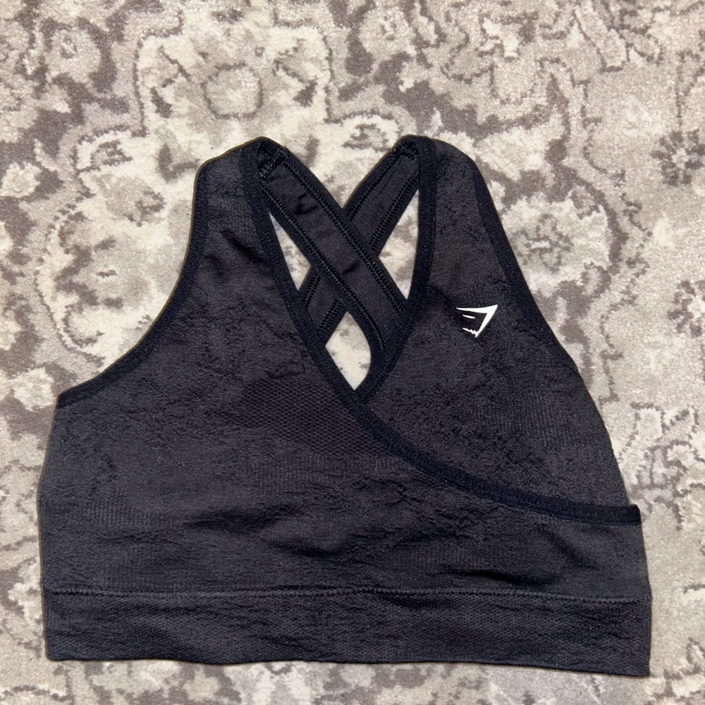 Gymshark Adapt Camo
Seamless Sports
Bra -
Black/Onyx Grey